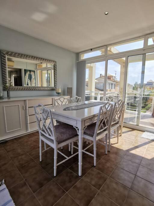 Perfect Family Holiday! Modern Penthouse In Denia Only 200 M To The Beach! 外观 照片